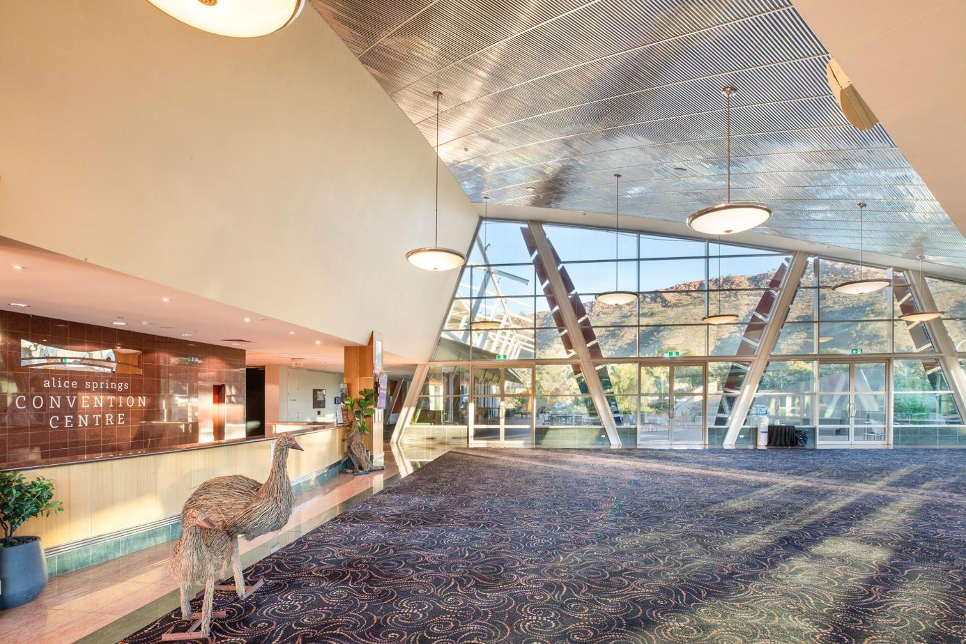 Crowne Plaza Alice Springs Lasseters By Ihg Exteriör bild