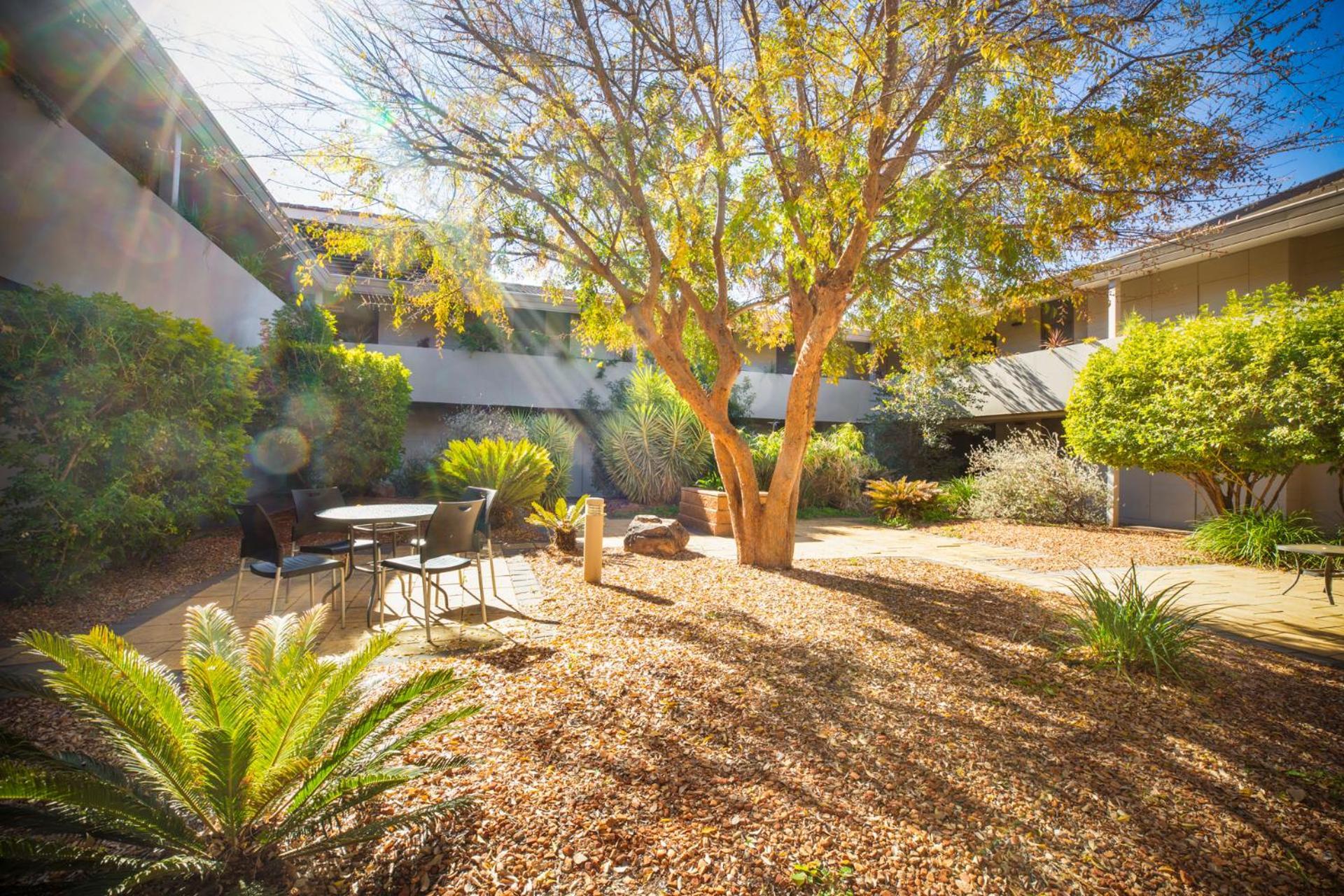 Crowne Plaza Alice Springs Lasseters By Ihg Exteriör bild