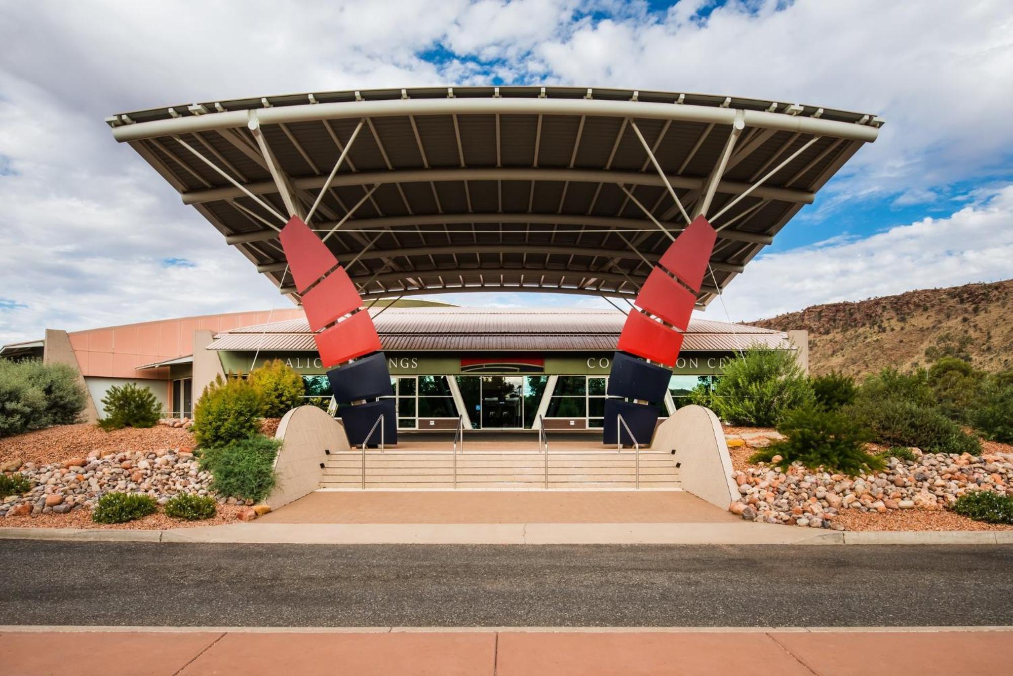 Crowne Plaza Alice Springs Lasseters By Ihg Exteriör bild