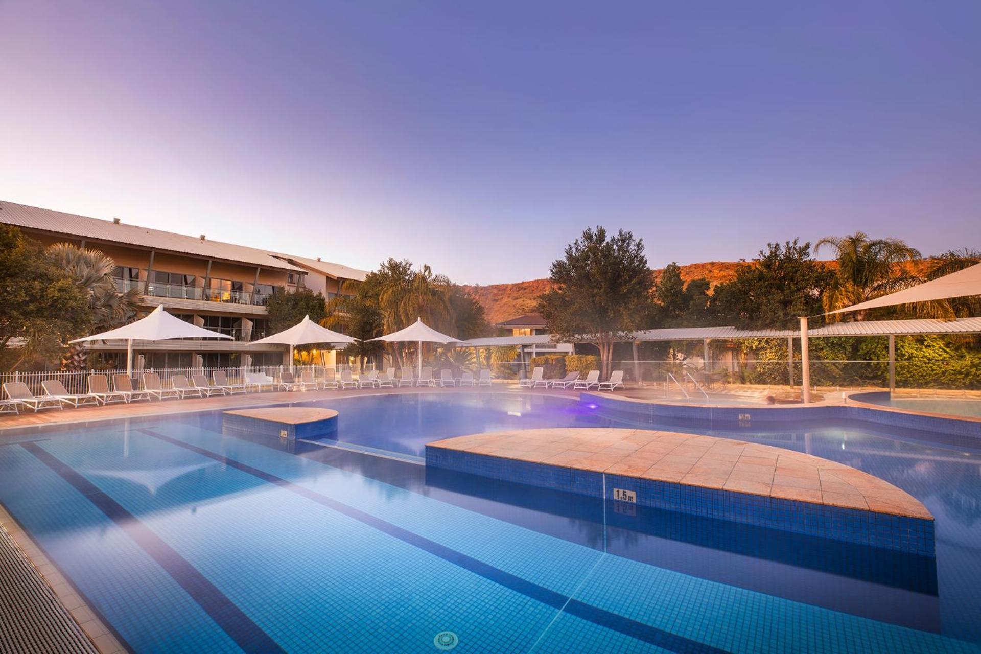Crowne Plaza Alice Springs Lasseters By Ihg Exteriör bild